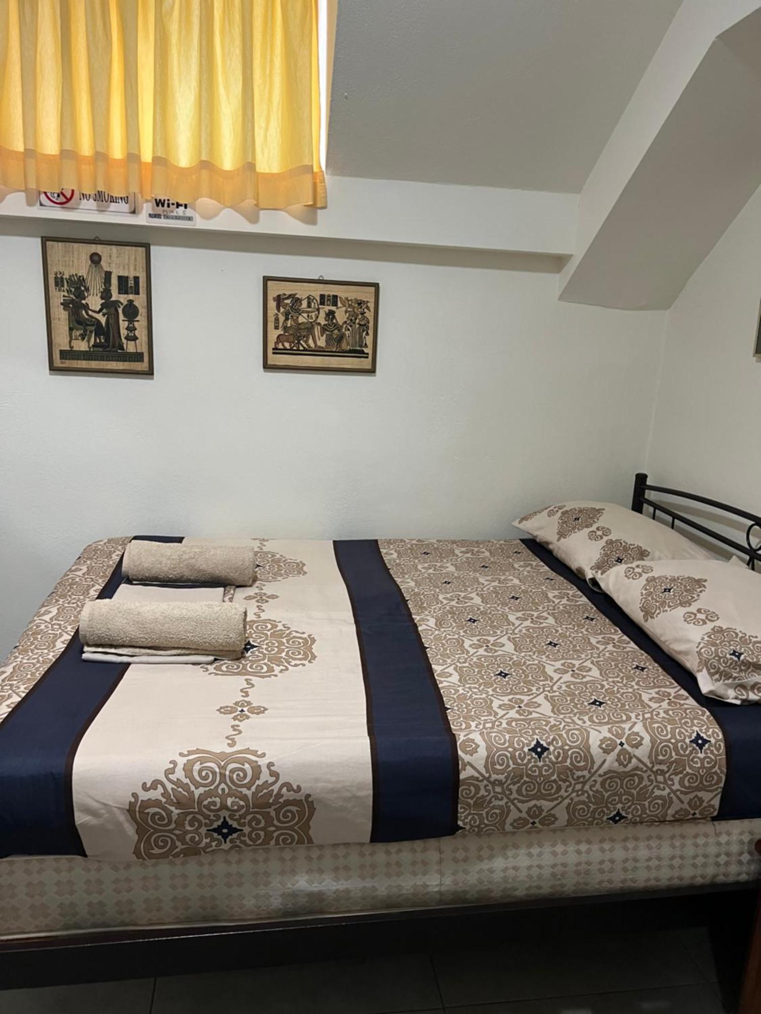 Centrally Located Private Rooms Ираклио Екстериор снимка